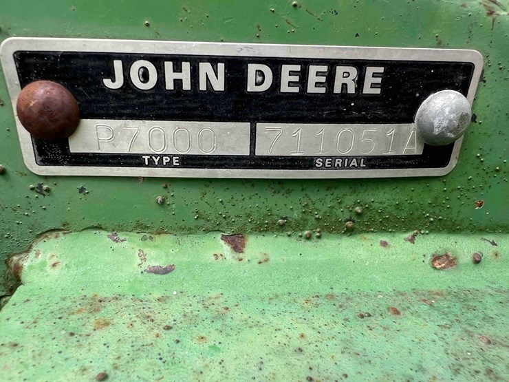 john-deere-7000-image-12