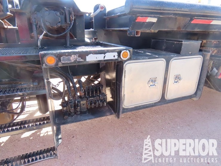 2006-kenworth-c500b-image-9