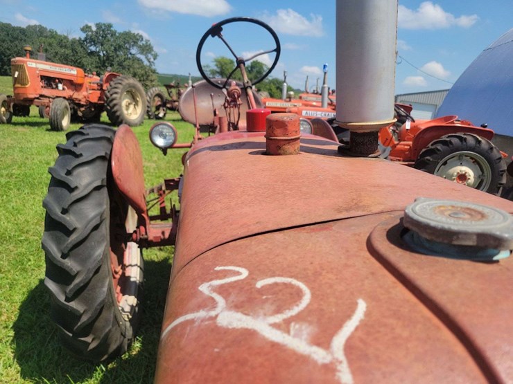 farmall-200-with-fast-hitch-sickle-mower-image-21