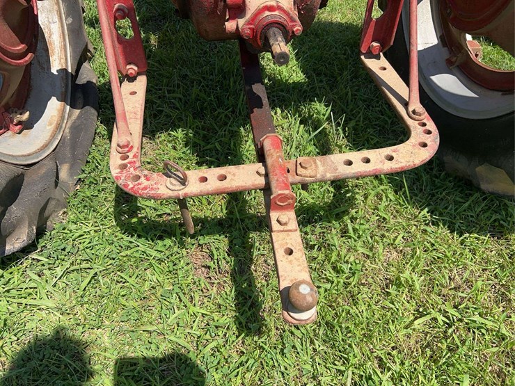 1954-farmall-super-h-image-26