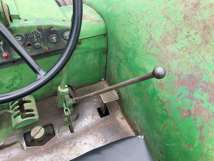 1958-john-deere-820-image-28