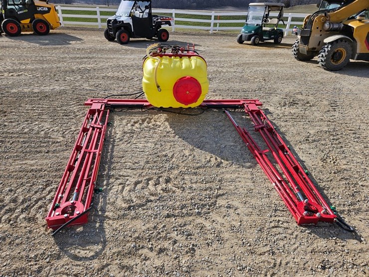 #113-•-3-pt-sprayer-image-5