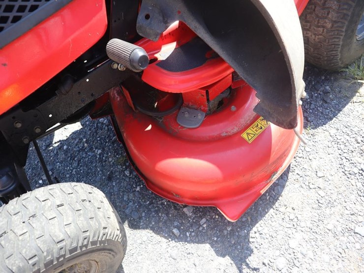 craftsman-t110-tractor-image-12