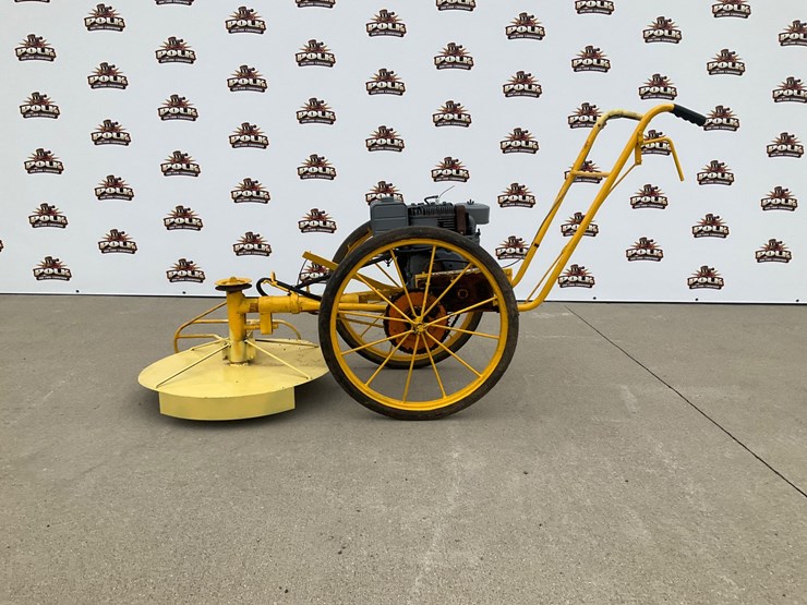 #5008-•-bachtold-fence-row-king-walk-behind-rotary-mower-image-1