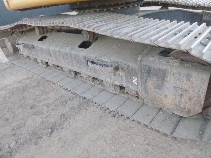 2019-deere-345g-lc-image-31
