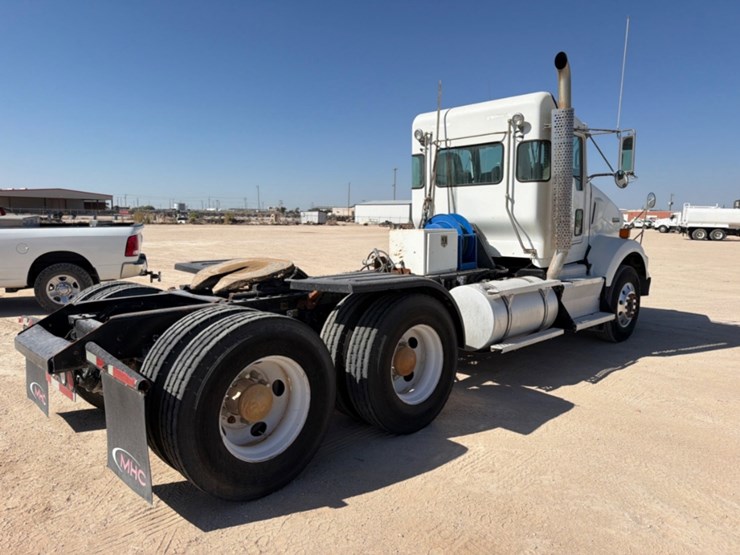 2014-kenworth-t800-image-6