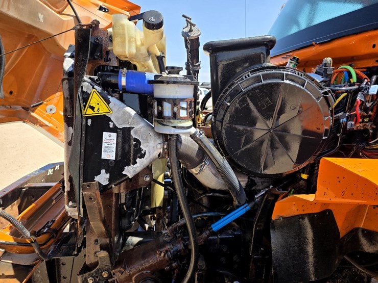 2009-international-workstar-7600-image-9
