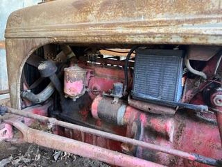 ford-8n-image-3