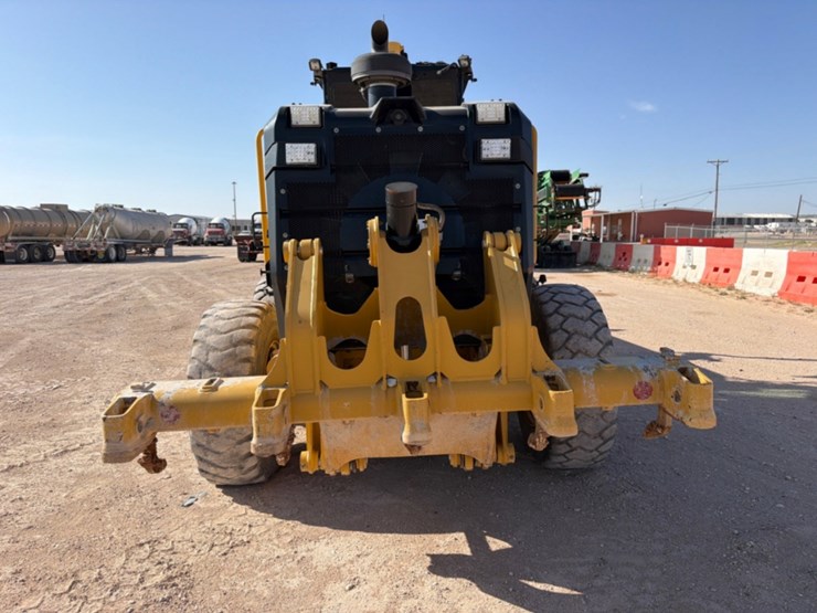 2018-caterpillar-140m3-image-11