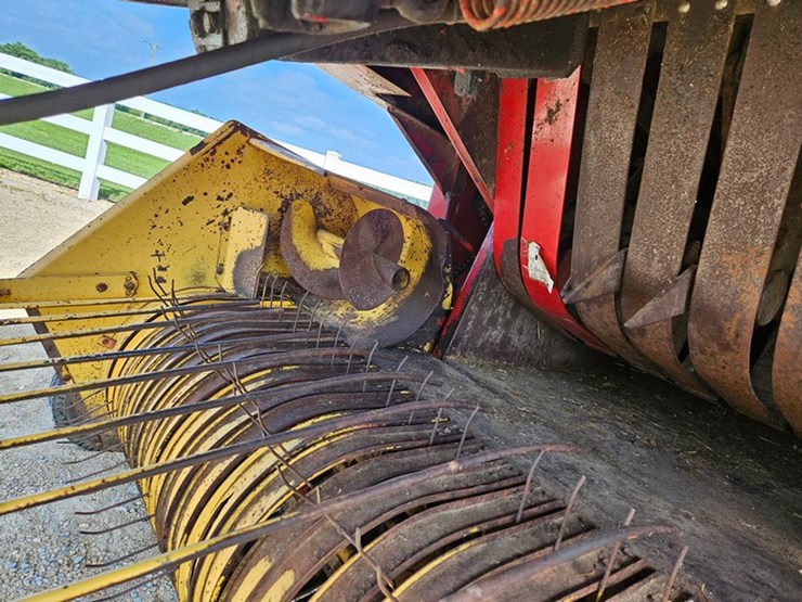 2000-new-holland-2000-image-16