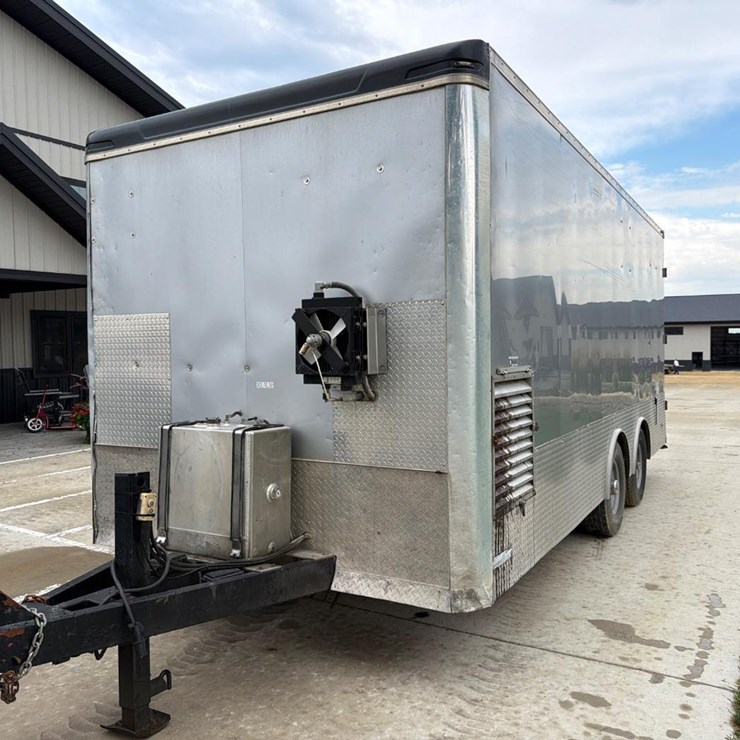 #148 • 2020 Bravo Spray Foam Trailer