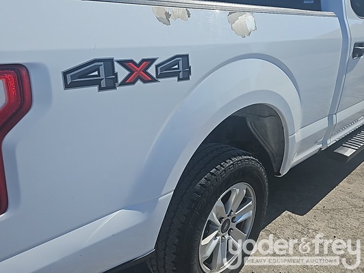 2016-ford-f150-image-24