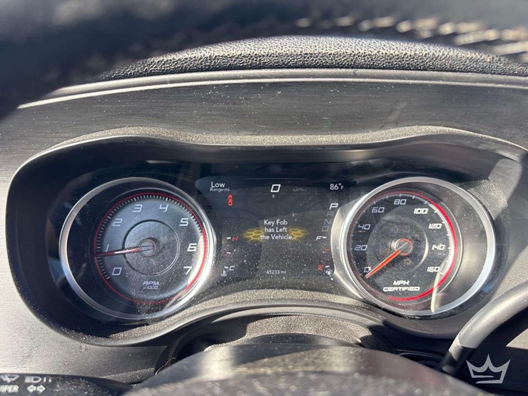 2018-dodge-charger-sedan-image-14