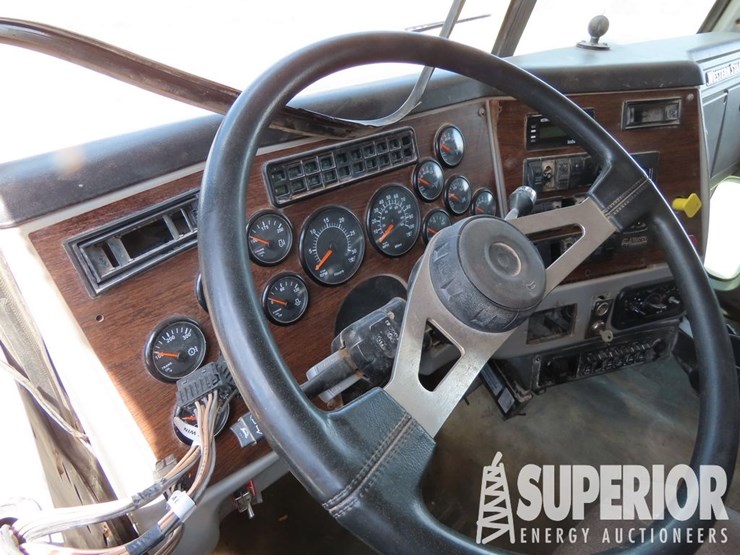2015-western-star-4900-image-7