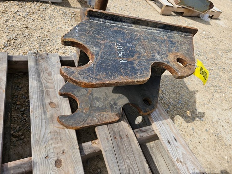 #46-•-2014-strike-kx57/u15-breaker-adaptor-image-8