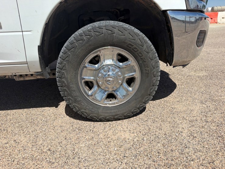 2019-dodge-ram-2500-image-4