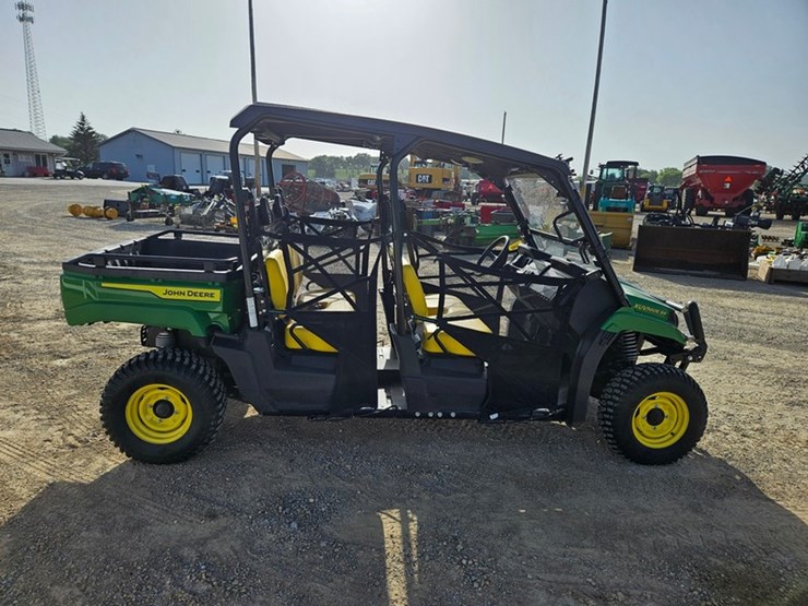john-deere-gator-image-6