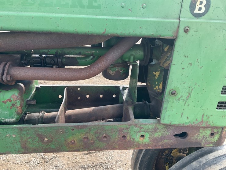 1943-john-deere-model-b-image-11