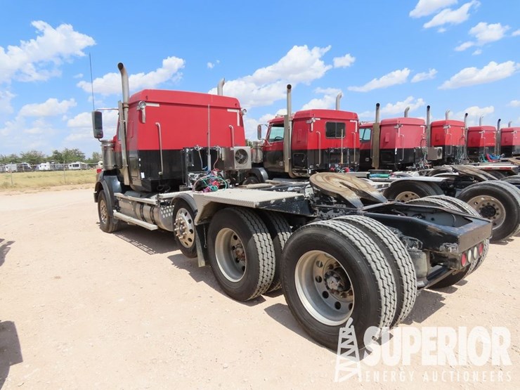 2015-western-star-4900-image-4