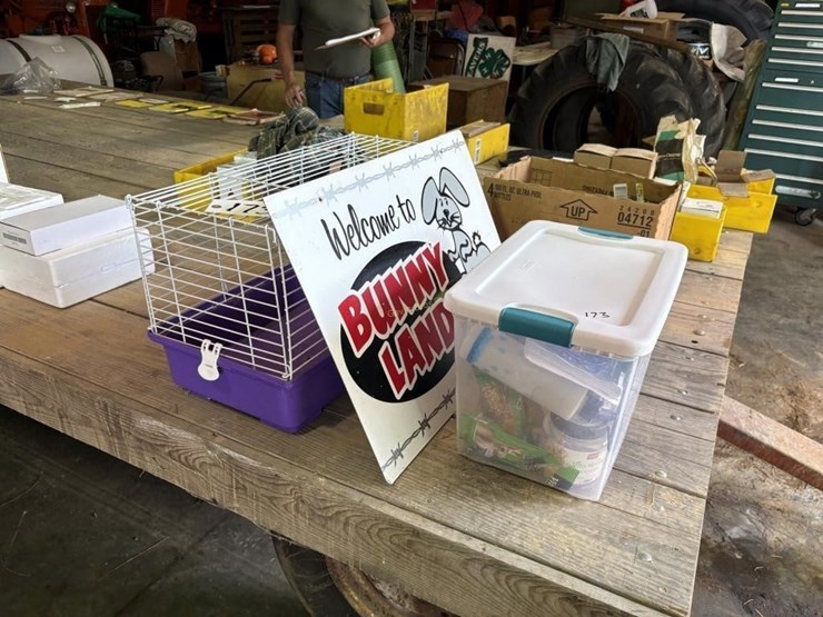 kaytee-rabbit-cage,-bunny-land-sign,-rabbit-food,-image-1