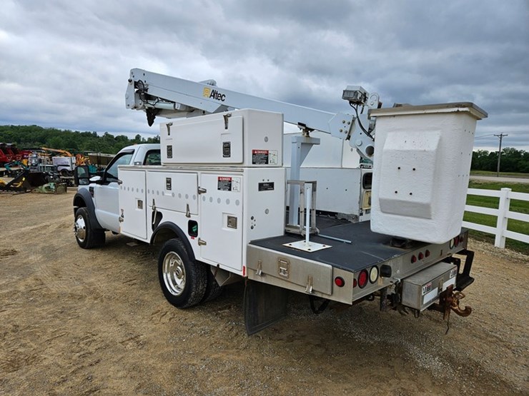2008-ford-f550-image-3