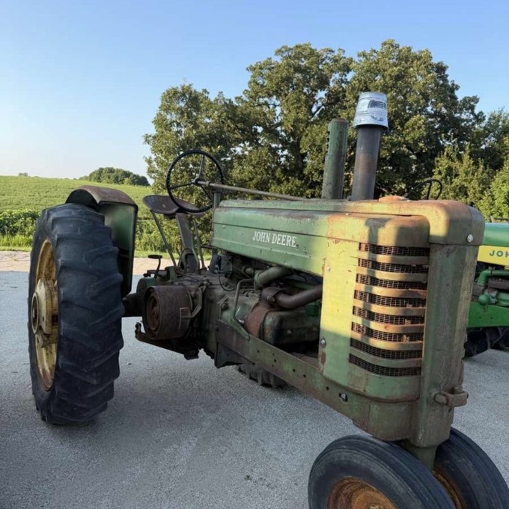 JOHN DEERE A