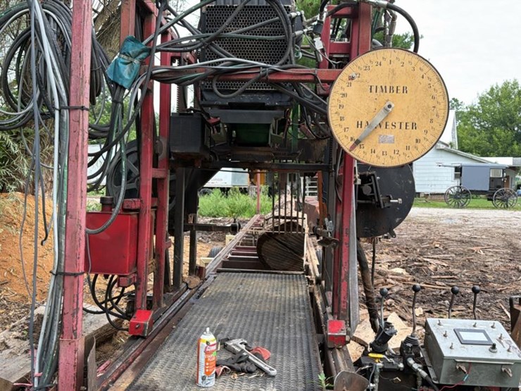 #157-•-timber-harvester-36htd25-portable-bandmill-image-5