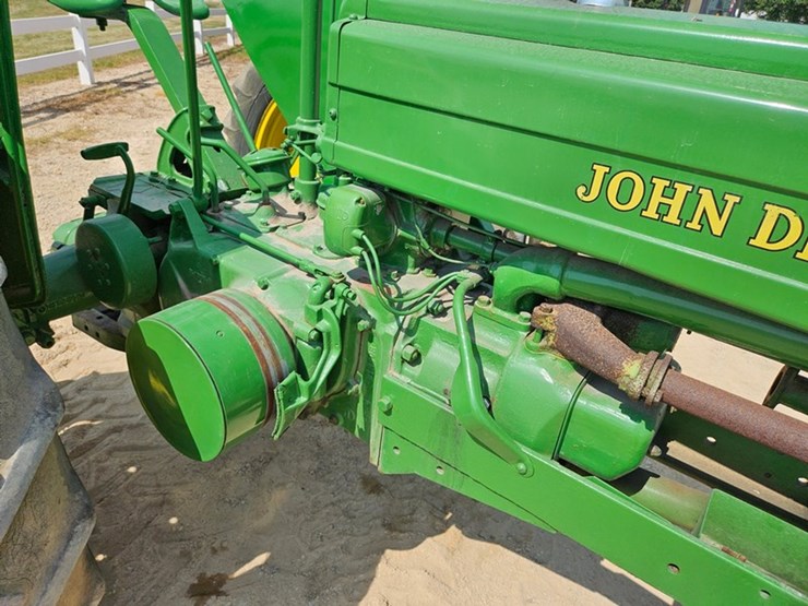 john-deere-b-image-17