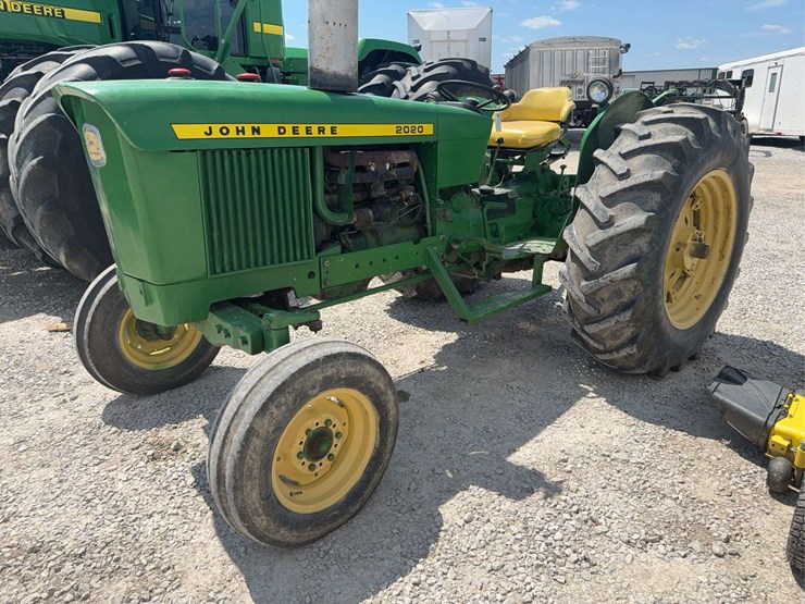 1966-john-deere-2020-image-2