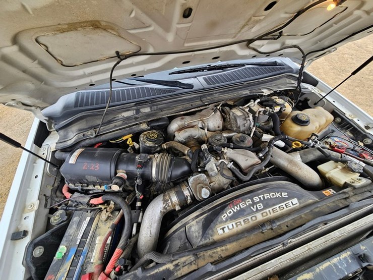 2009-ford-f550-image-35