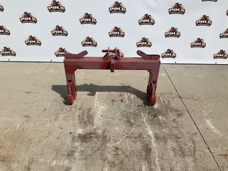 #5251-•-3-point-quick-hitch-adapter-image-1