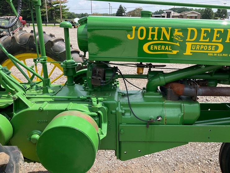 john-deere-a-image-13