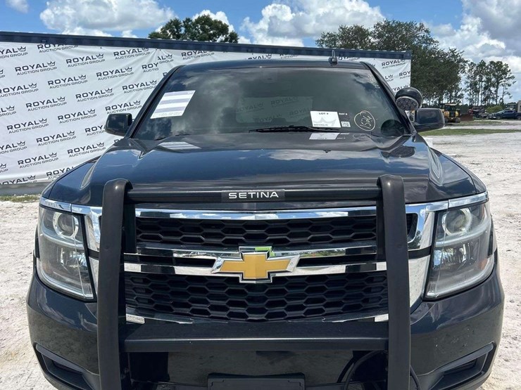 2018-chevrolet-tahoe-image-28
