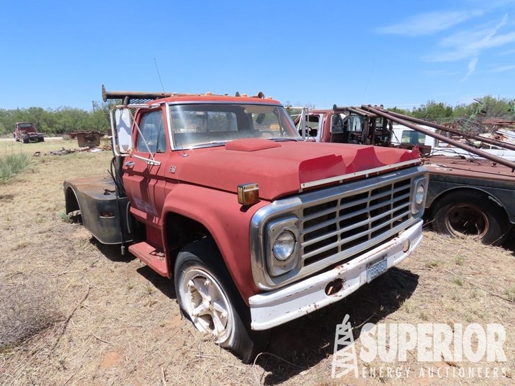 1973-ford-f700-image-4