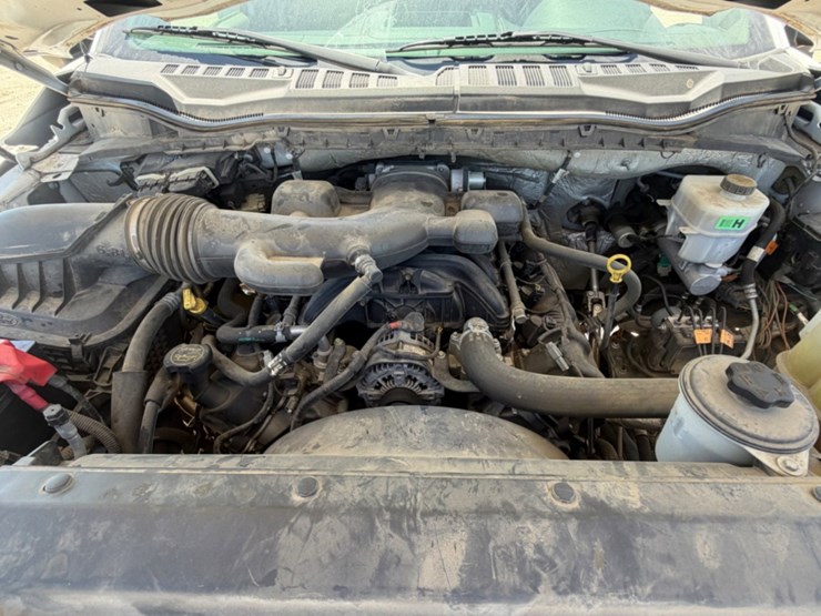 2019-ford-f550-image-12