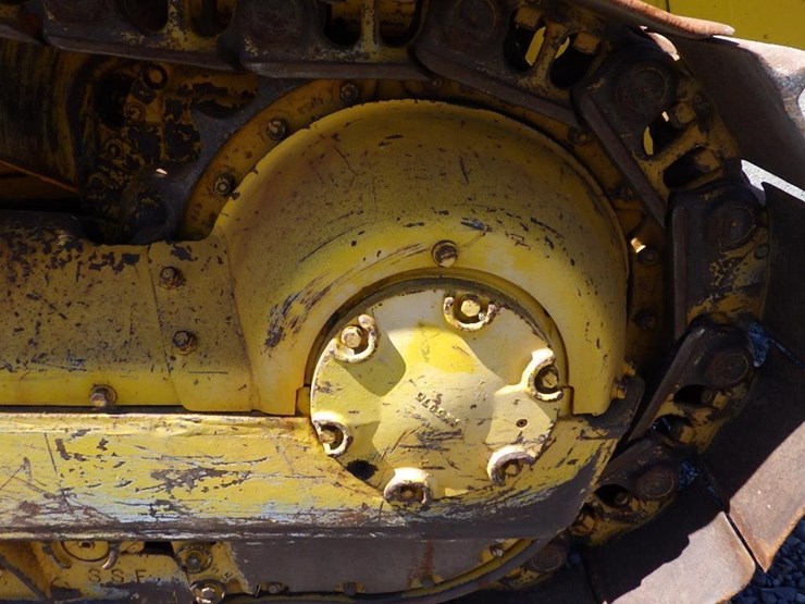 caterpillar-d6-image-15