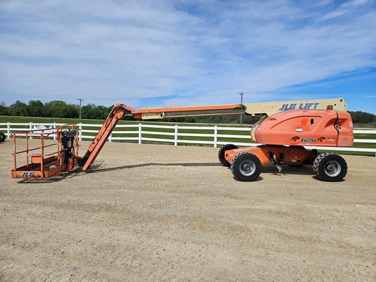 #89-•-jlg-460si-basket-lift-image-2
