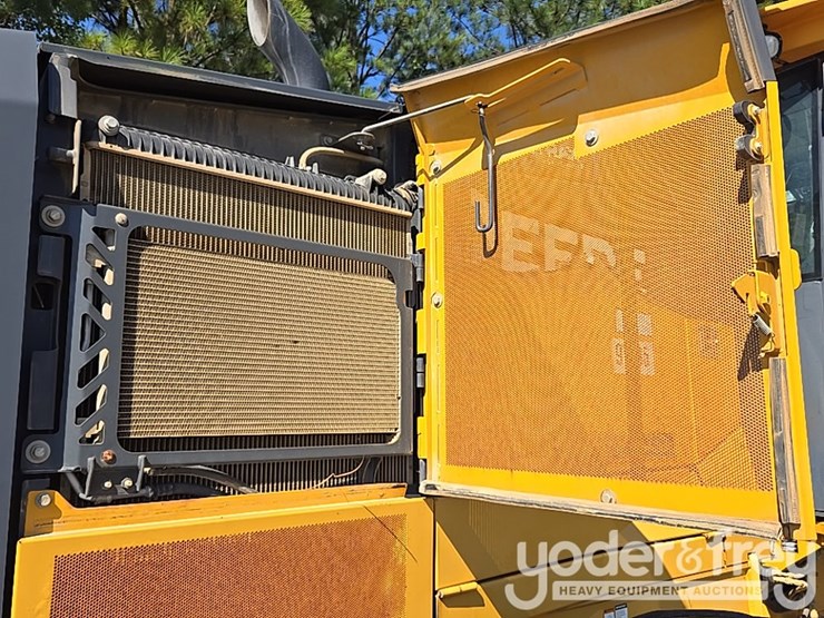 2016-deere-672gp-image-43