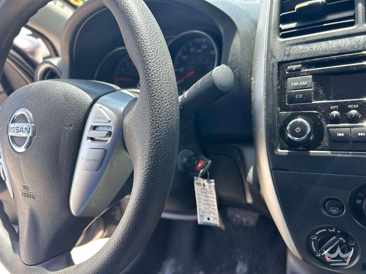 2016-nissan-versa-sedan-image-14