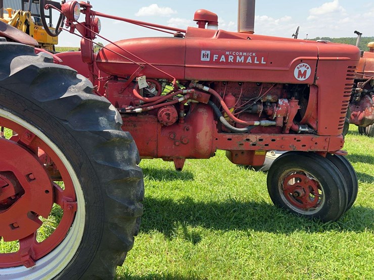 1953-farmall-super-m-image-7