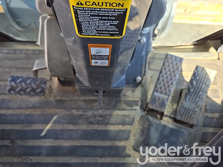2016-deere-672gp-image-72