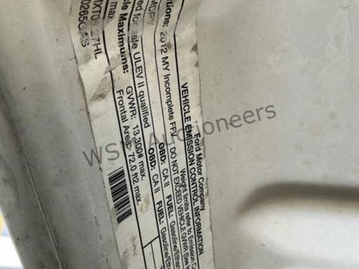 2012-ford-f350-image-17