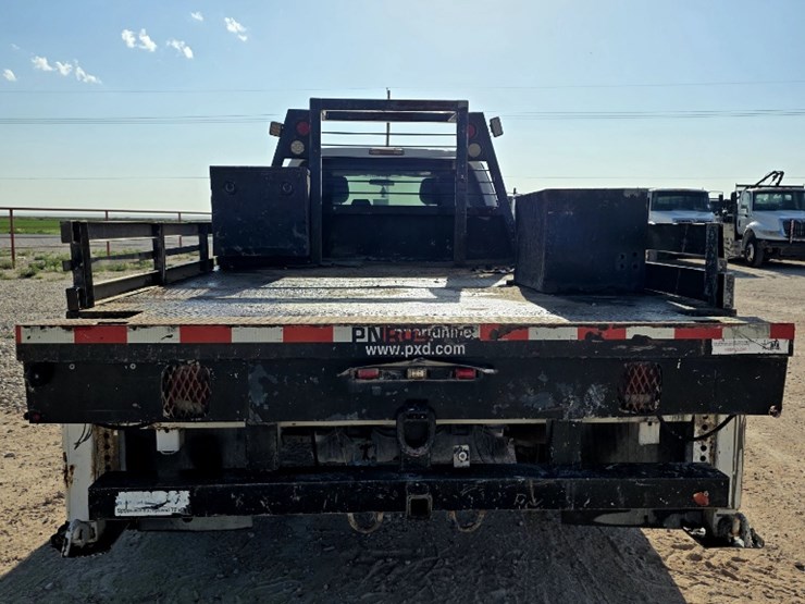 2013-ford-f550-image-6