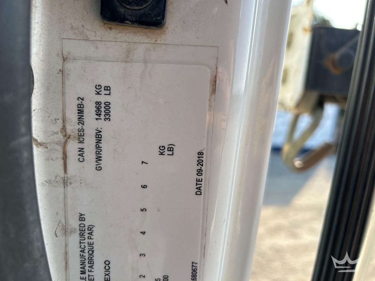 2019-international-workstar-7400-image-6