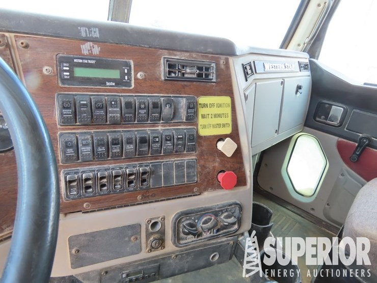 2013-western-star-4900-image-10