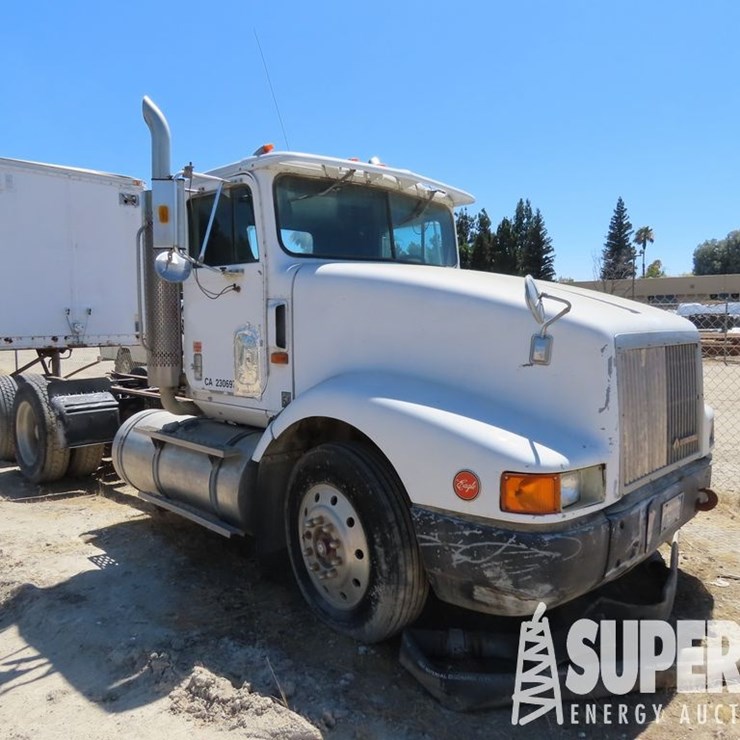 1992 INTERNATIONAL 9400