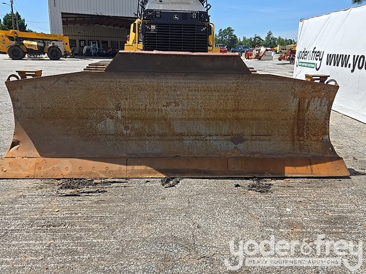 2018-deere-850k-image-15
