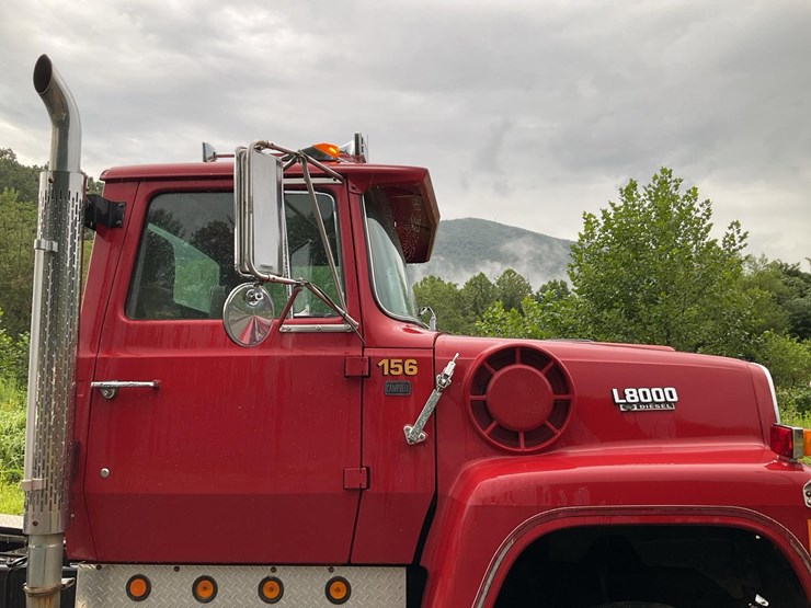 1989-ford-l8000-image-50
