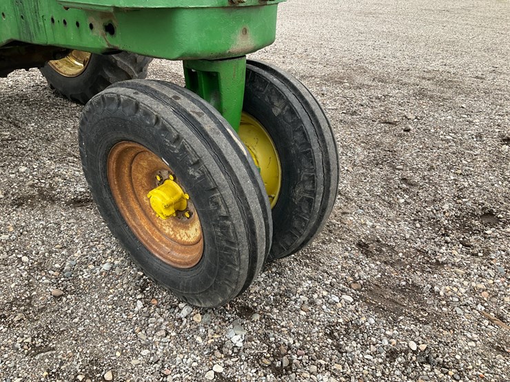 1961-john-deere-730-image-10