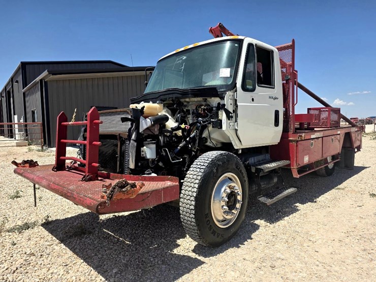 2014-international-durastar-4300-image-1